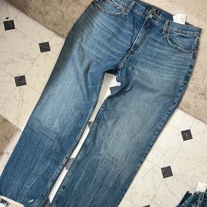 NWOT ABERCROMBIE 32 14 Zoe Natural rise Ankle straight Jeans destroyed hem pants